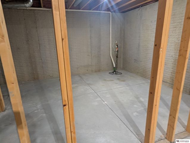 6042 Old Farm Circle, Lincoln, NE 68512