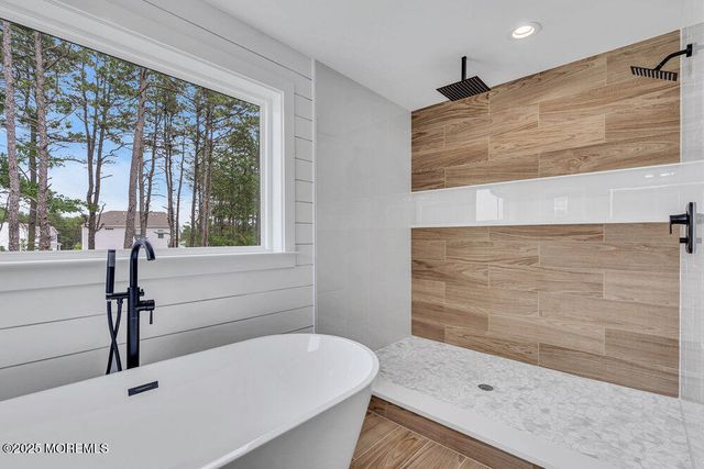 1140 5th Boulevard, Toms River, NJ 08757