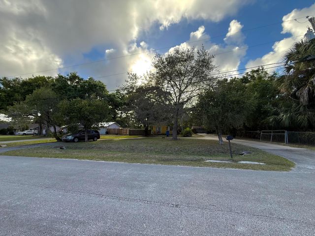 4609 Buchanan Drive, Fort Pierce, FL 34982