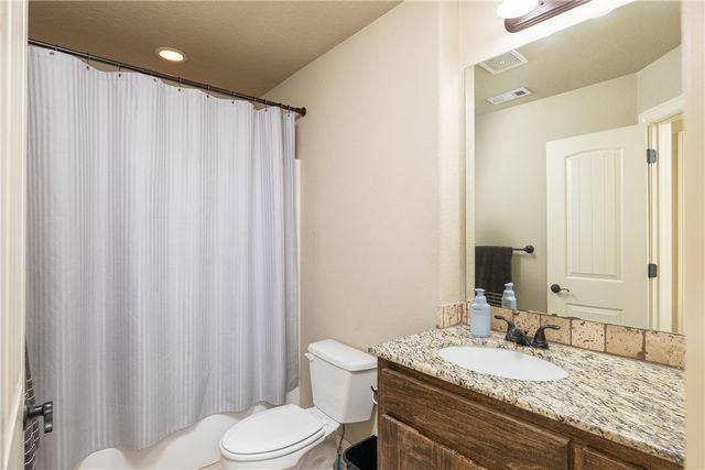 567 N Longfellow Lane, Fayetteville, AR 72704