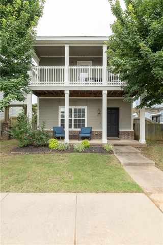 567 N Longfellow Lane, Fayetteville, AR 72704