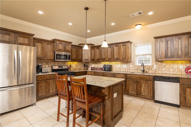 567 N Longfellow Lane, Fayetteville, AR 72704