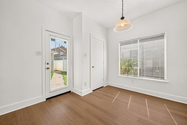 15963 S Alley Court, Houston, TX 77082