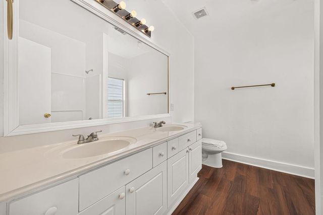 15963 S Alley Court, Houston, TX 77082