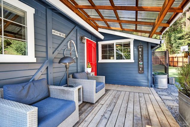 11207 Vellutini Rd, Forestville, CA 95436