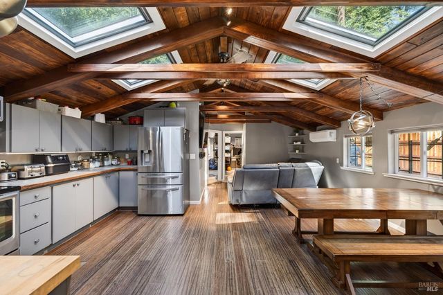 11207 Vellutini Rd, Forestville, CA 95436