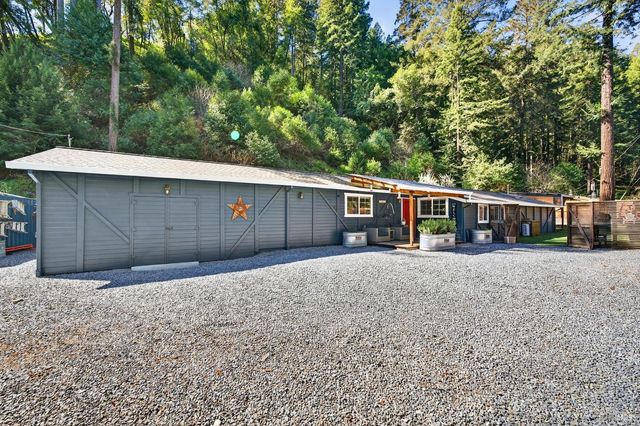 11207 Vellutini Rd, Forestville, CA 95436