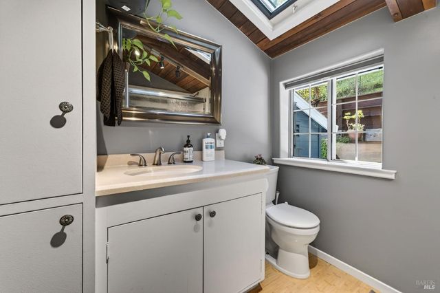 11207 Vellutini Rd, Forestville, CA 95436