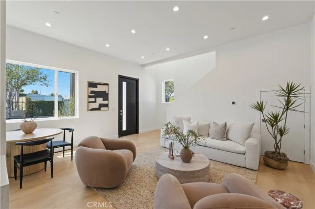 15634 Sombra Avenue A, Lawndale, CA 90260