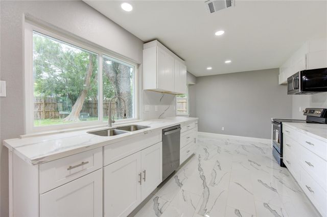 12215 Monticeto Lane, Meadows Place, TX 77477