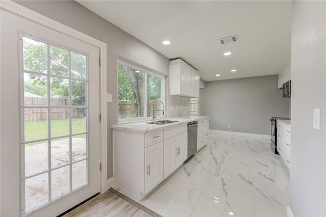 12215 Monticeto Lane, Meadows Place, TX 77477