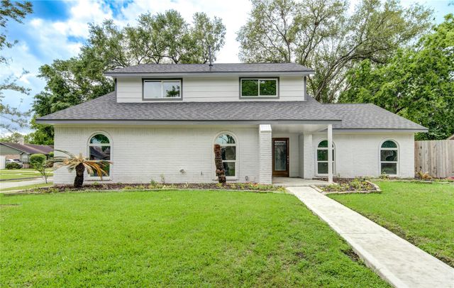 12215 Monticeto Lane, Meadows Place, TX 77477
