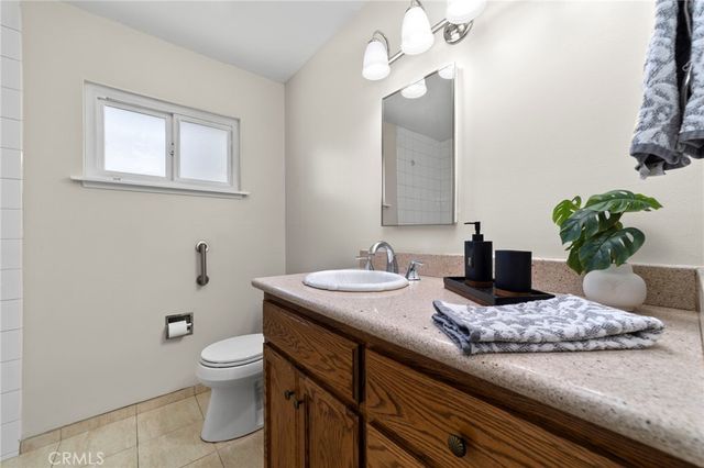 333 E 13th Street, Azusa, CA 91702