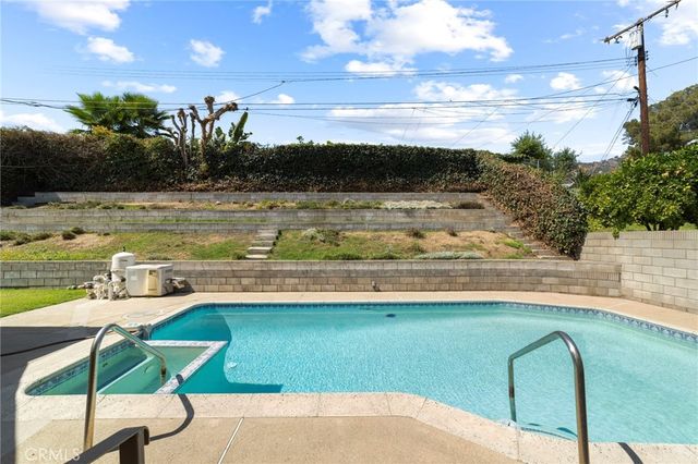 333 E 13th Street, Azusa, CA 91702