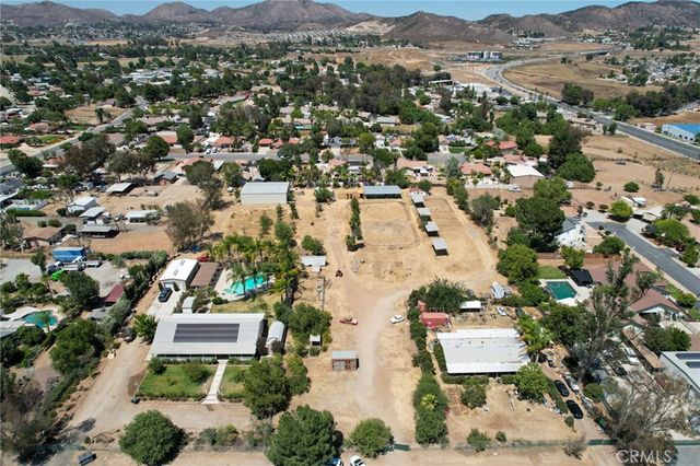 21360 Como, Wildomar, CA 92595