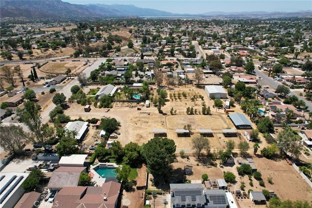 21360 Como, Wildomar, CA 92595