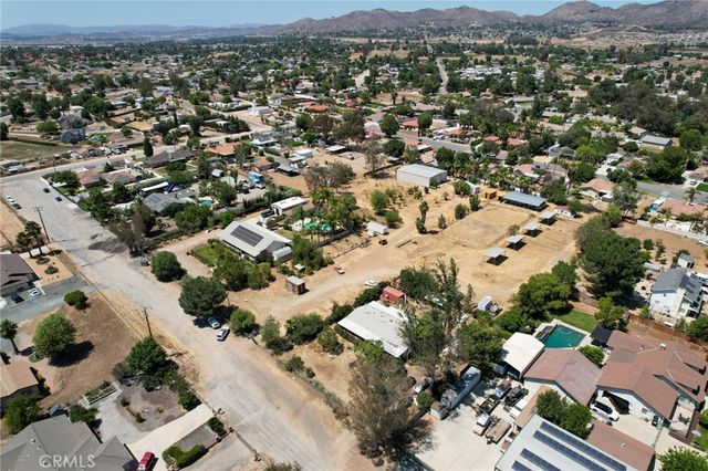 21360 Como, Wildomar, CA 92595