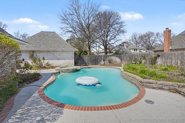 5141 E 107TH Street, Tulsa, OK 74137