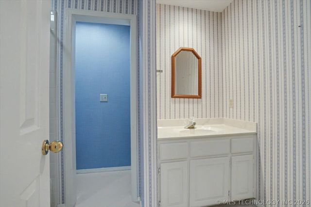 5141 E 107TH Street, Tulsa, OK 74137