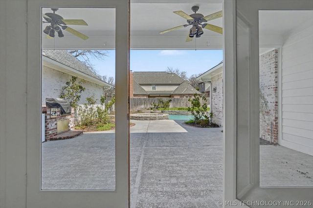 5141 E 107TH Street, Tulsa, OK 74137