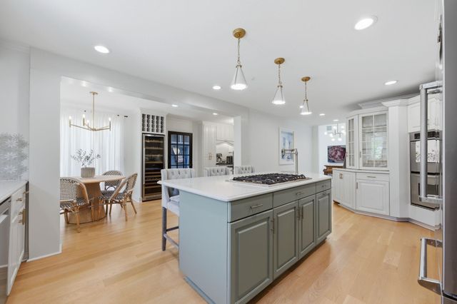 24 E Douglas Ave, Eastborough, KS 67206