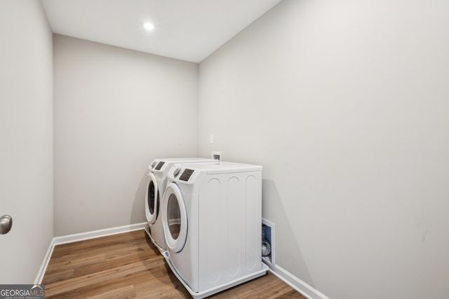 6025 Crescent Landing Drive, Cumming, GA 30028