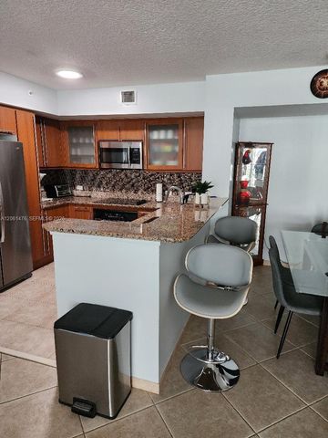 2080 S OCEAN DR 309, Hallandale Beach, FL 33009