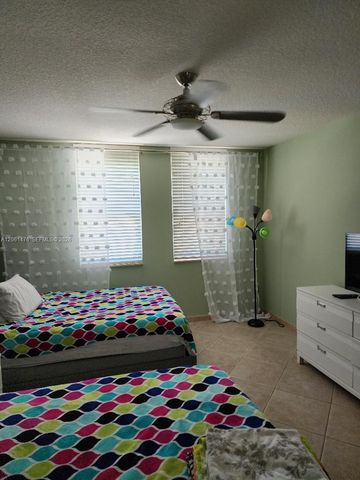 2080 S OCEAN DR 309, Hallandale Beach, FL 33009