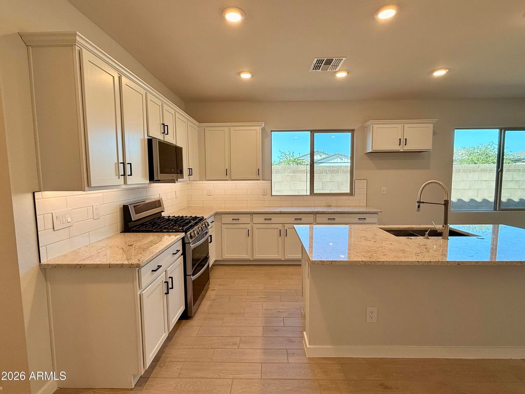 8208 N 173RD Lane, Waddell, AZ 85355 — photo 4