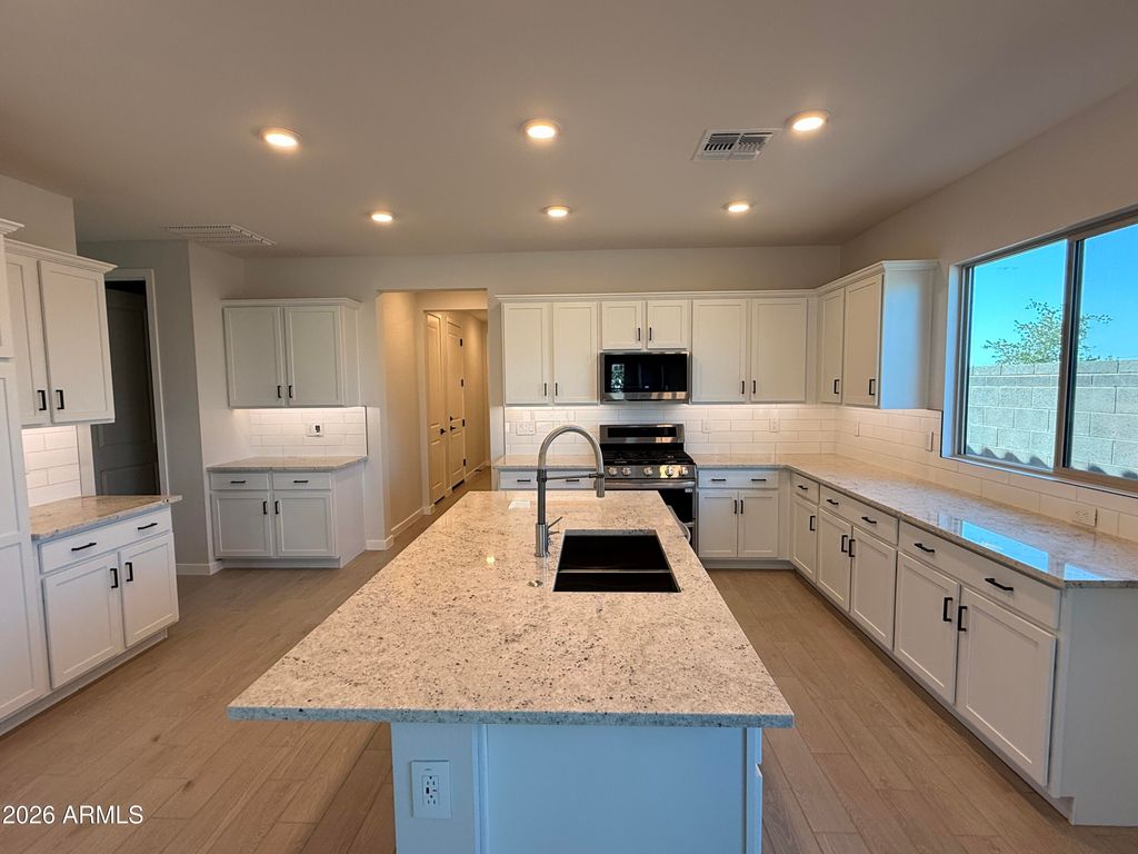 8208 N 173RD Lane, Waddell, AZ 85355 — photo 5