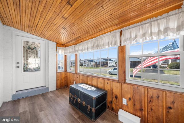 107 LEXINGTON DR, Claymont, DE 19703