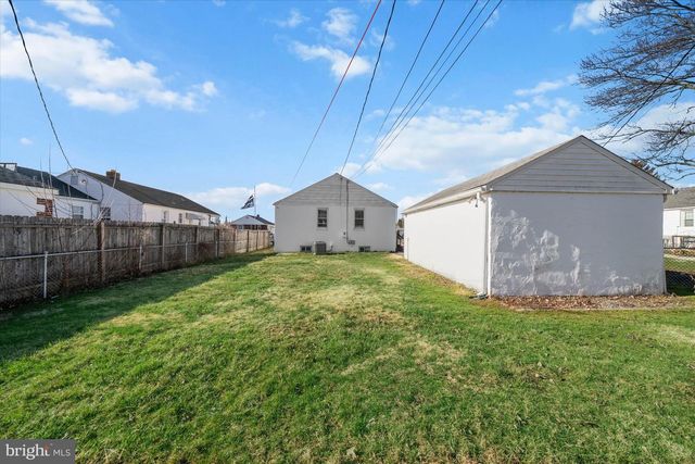 107 LEXINGTON DR, Claymont, DE 19703