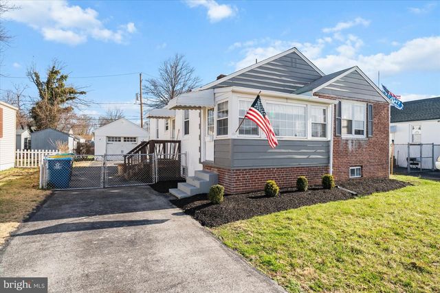 107 LEXINGTON DR, Claymont, DE 19703