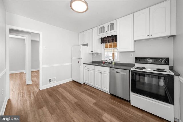 107 LEXINGTON DR, Claymont, DE 19703