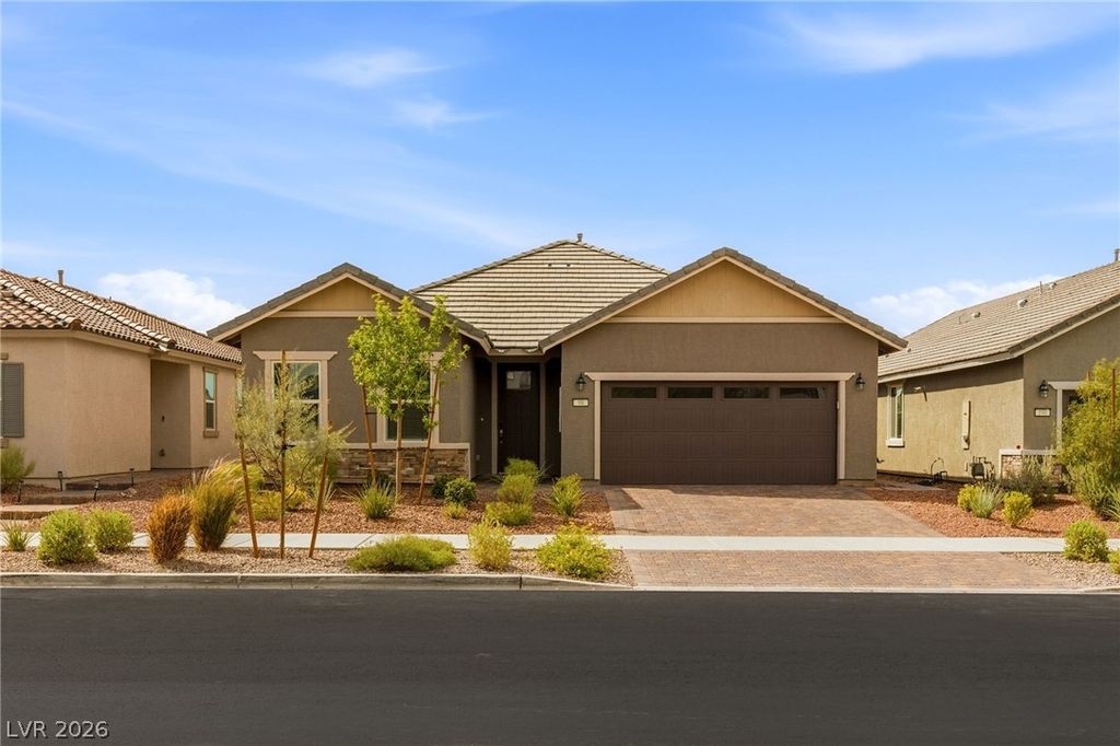 98 Cadence Crest Avenue, Henderson, NV 89011 — exterior