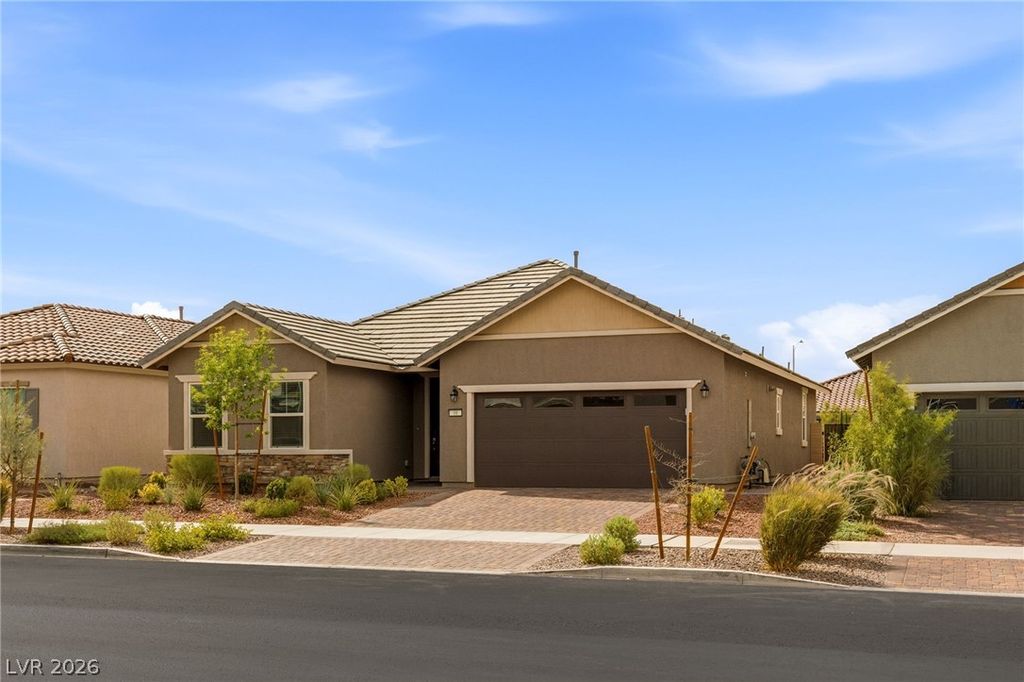 98 Cadence Crest Avenue, Henderson, NV 89011 — photo 2