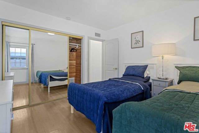 6727 W 87th Place, Los Angeles, CA 90045