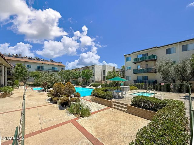 5460 White Oak Avenue E308, Encino, CA 91316