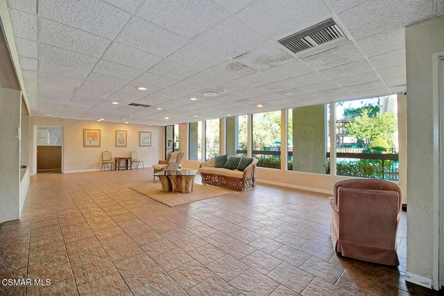 5460 White Oak Avenue E308, Encino, CA 91316