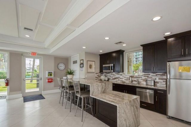 333 NE 21st Avenue 408, Deerfield Beach, FL 33441