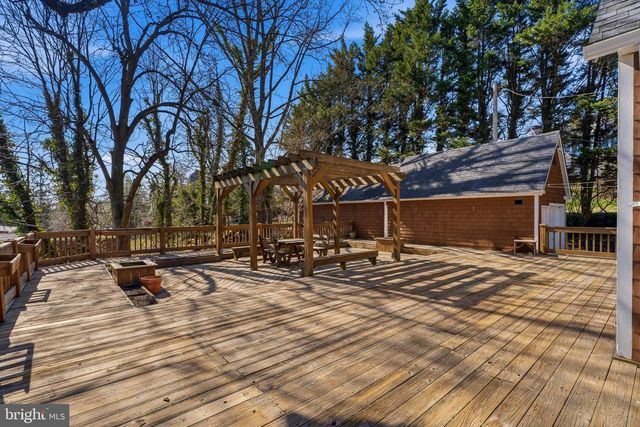 1809 THORNBURY RD, Baltimore, MD 21209