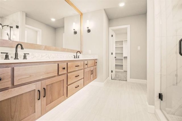 1317 Larson Avenue, Warrensburg, MO 64093