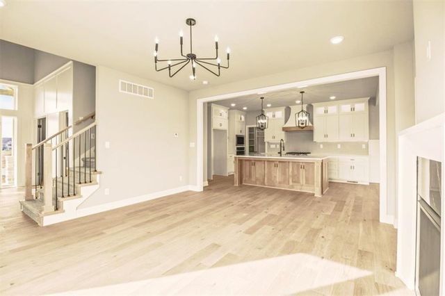 1317 Larson Avenue, Warrensburg, MO 64093