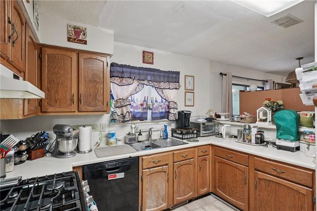 970 Laurel Mill Drive, Roswell, GA 30076