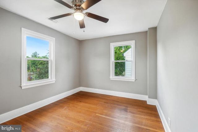 2615 OTIS ST NE, Washington, DC 20018