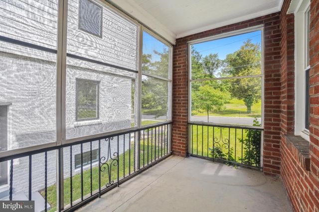 2615 OTIS ST NE, Washington, DC 20018
