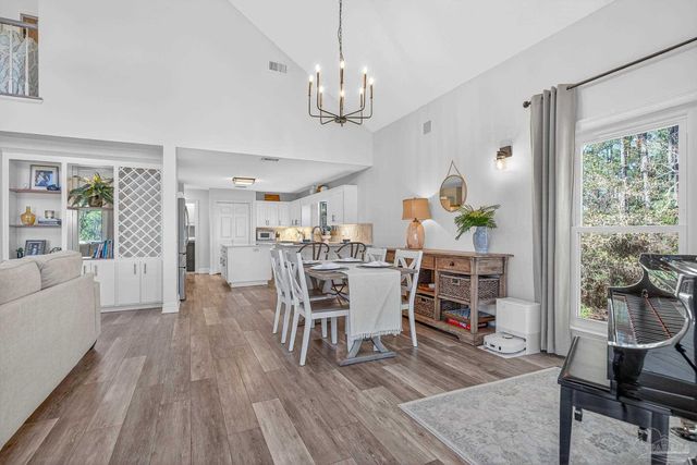 4596 Bayside Dr, Milton, FL 32583