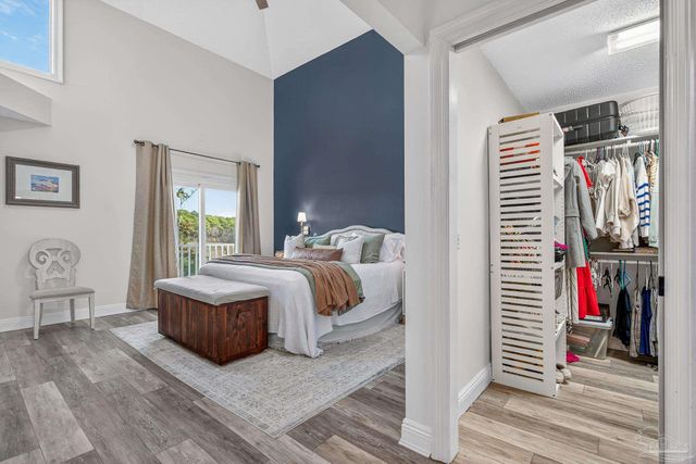 4596 Bayside Dr, Milton, FL 32583