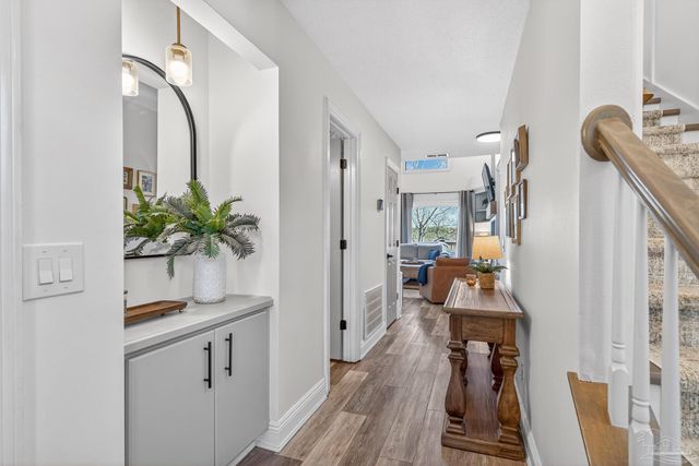 4596 Bayside Dr, Milton, FL 32583