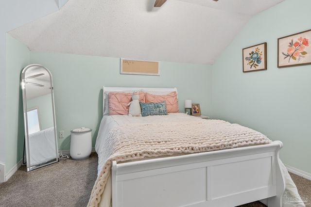 4596 Bayside Dr, Milton, FL 32583